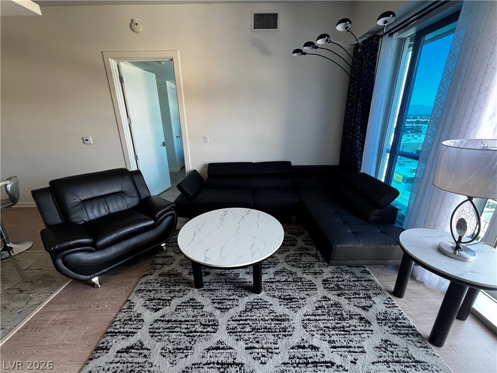 4471 Dean Martin Drive 906