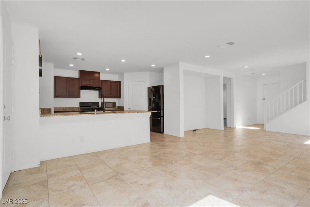 North Las Vegas, Nevada 89086, United States, 4 Bedrooms Bedrooms, ,3 BathroomsBathrooms,Residential,Active,164808
