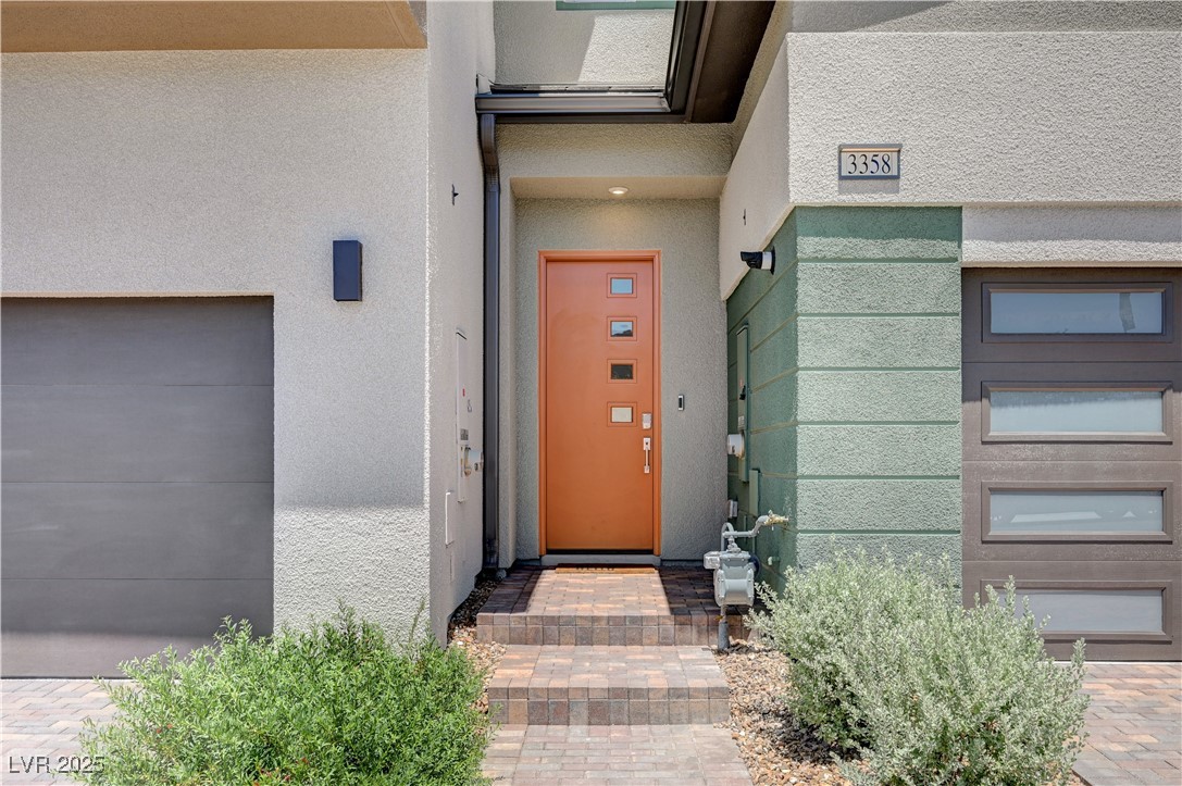 3358 Via Strada Street