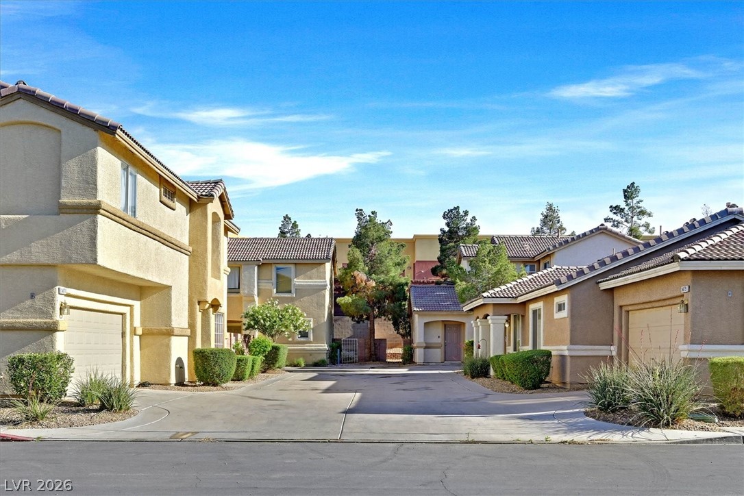1477 Summer Glow Avenue