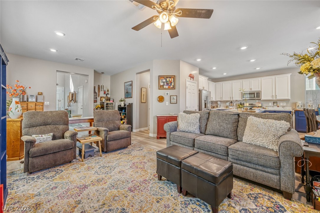 7034 Calvert Cliffs Street