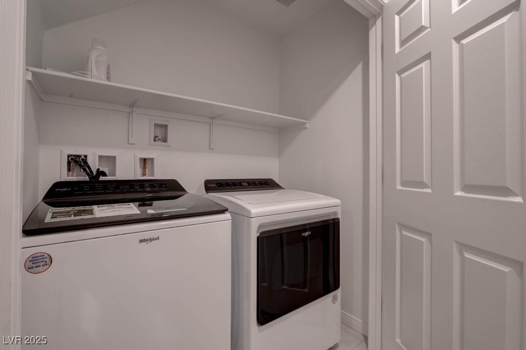 Las Vegas, Nevada 89113, United States, 3 Bedrooms Bedrooms, ,2 BathroomsBathrooms,Residential,Active,97703