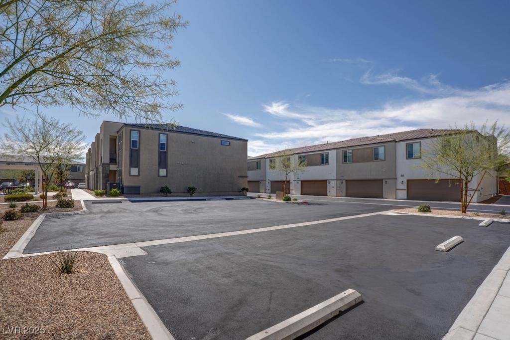 Las Vegas, Nevada 89113, United States, 3 Bedrooms Bedrooms, ,2 BathroomsBathrooms,Residential,Active,97703