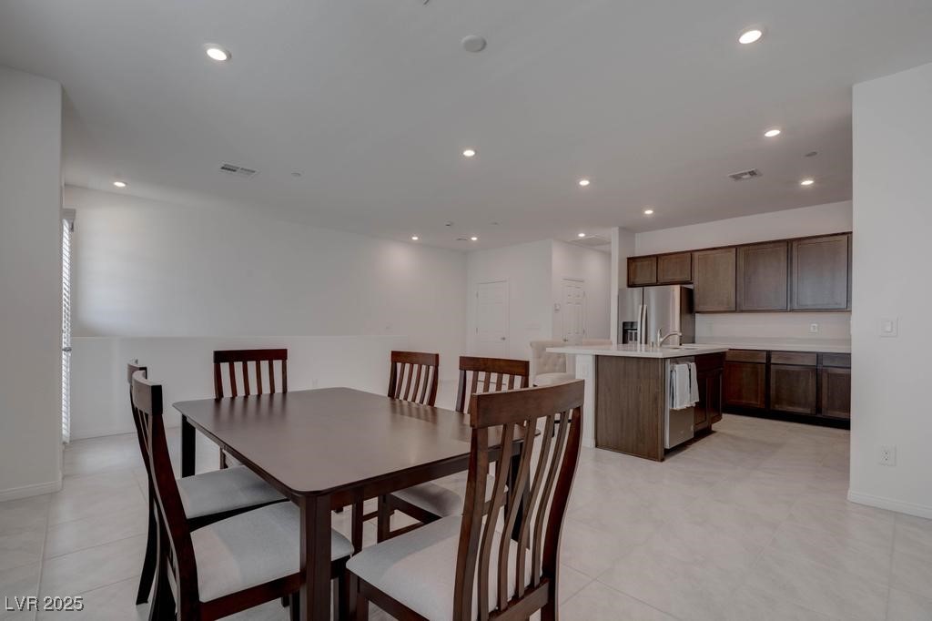 Las Vegas, Nevada 89113, United States, 3 Bedrooms Bedrooms, ,2 BathroomsBathrooms,Residential,Active,97703