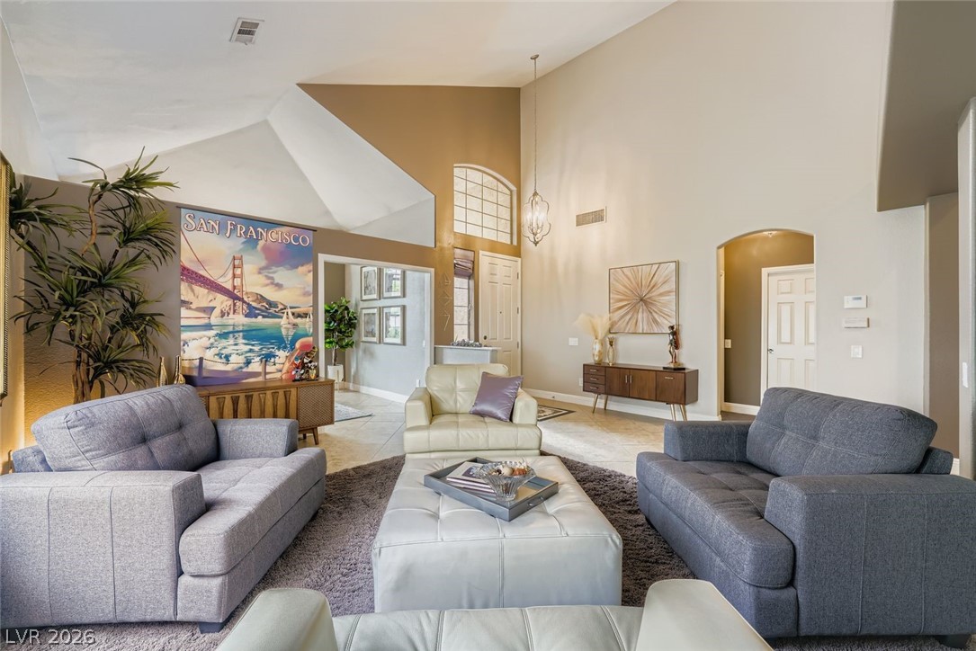 1905 Shifting Winds Street