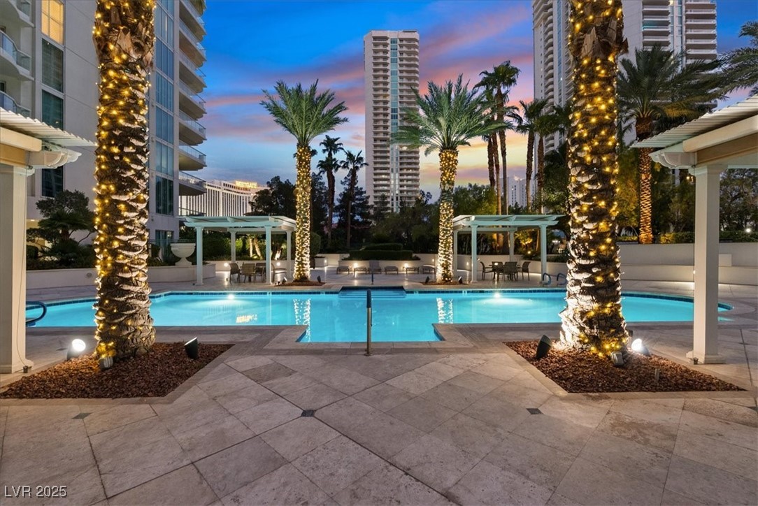 Las Vegas, Nevada 89109, United States, 3 Bedrooms Bedrooms, ,3 BathroomsBathrooms,Residential,Active,198688