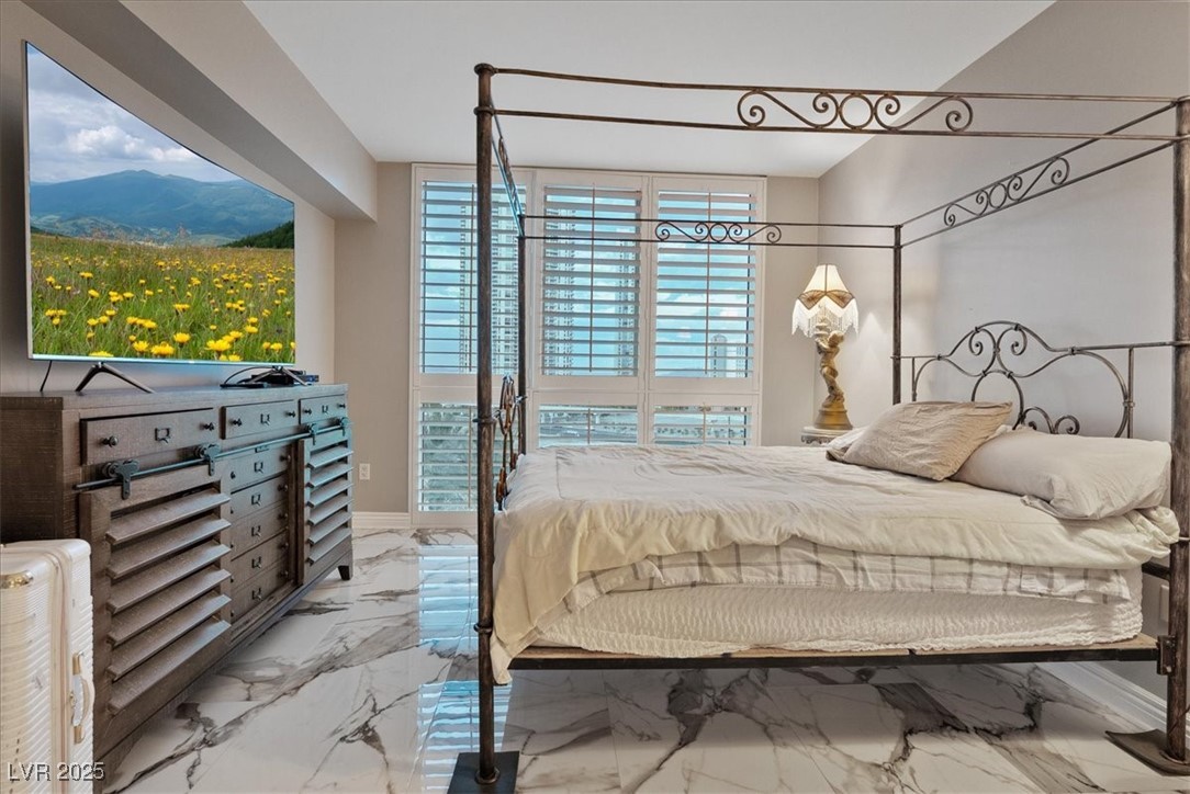 Las Vegas, Nevada 89109, United States, 3 Bedrooms Bedrooms, ,3 BathroomsBathrooms,Residential,Active,198688