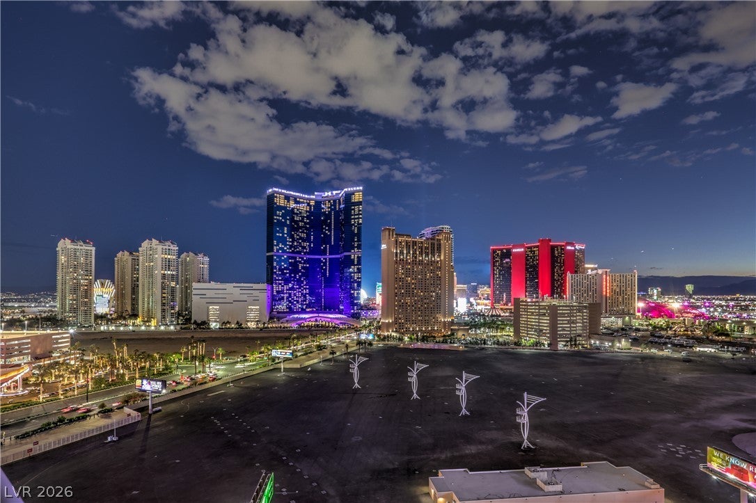 200 W Sahara Avenue 1602