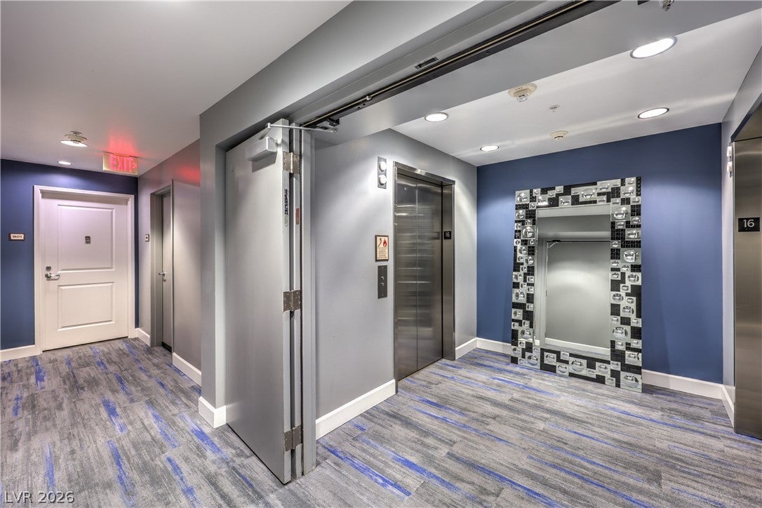 200 W Sahara Avenue 1602