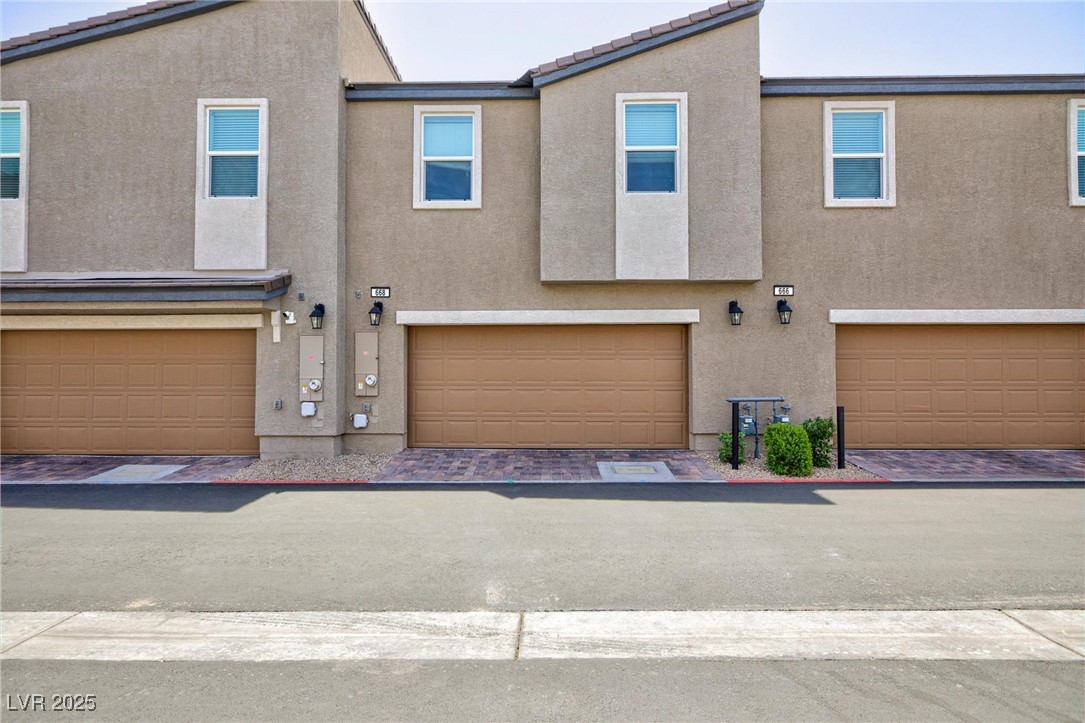 668 Tiarella Lane
