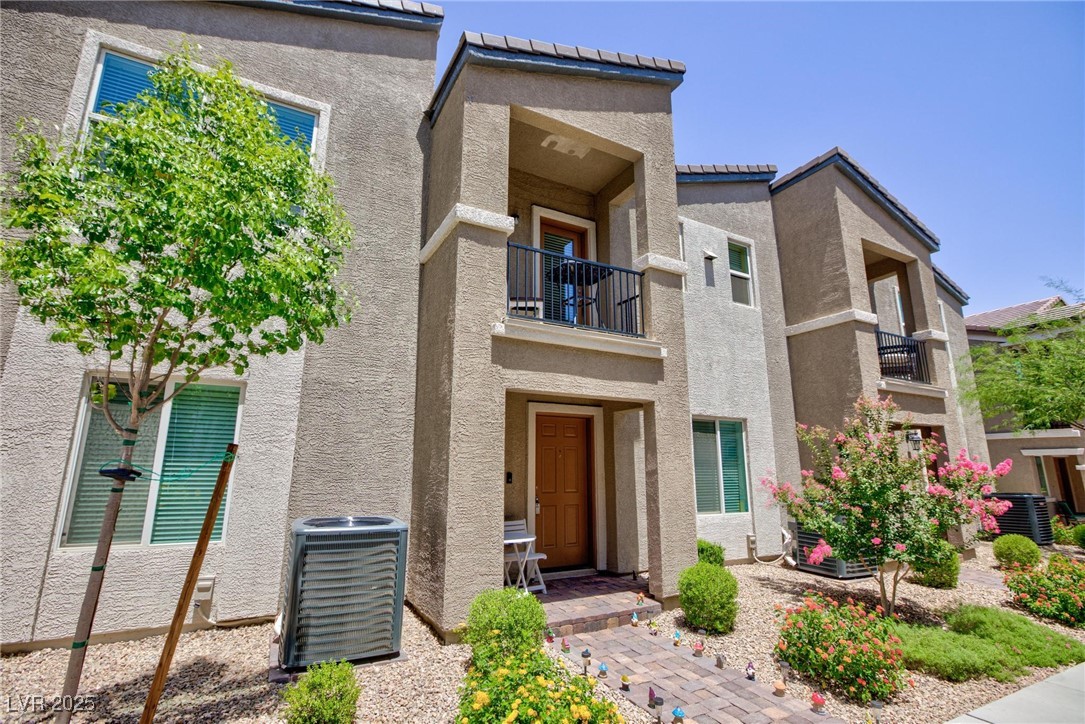 668 Tiarella Lane