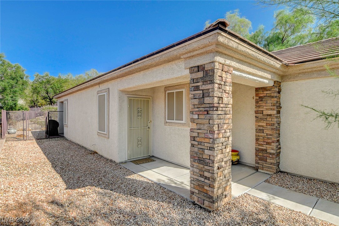 Properties 4 2508 Nashira Street