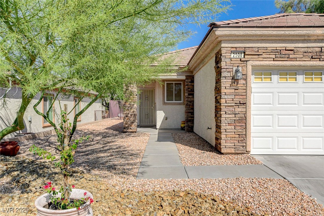 Properties 3 2508 Nashira Street