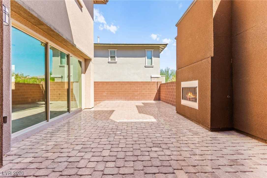 10314 Apache Blue Avenue