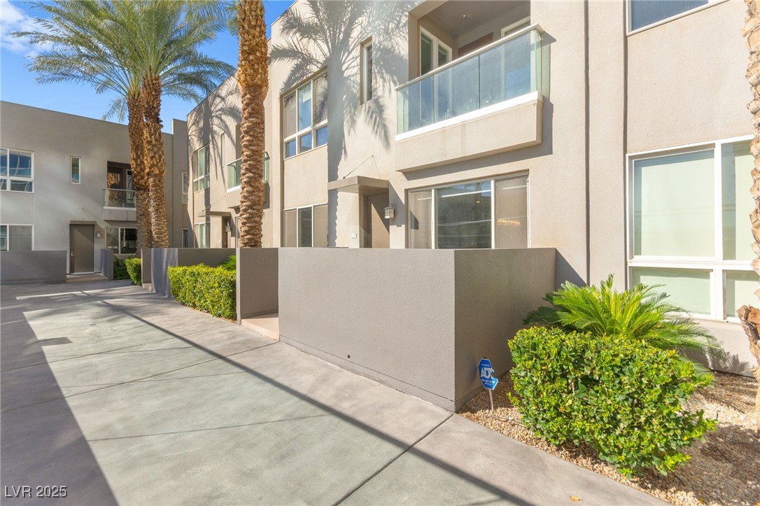 4555 Dean Martin Drive 102