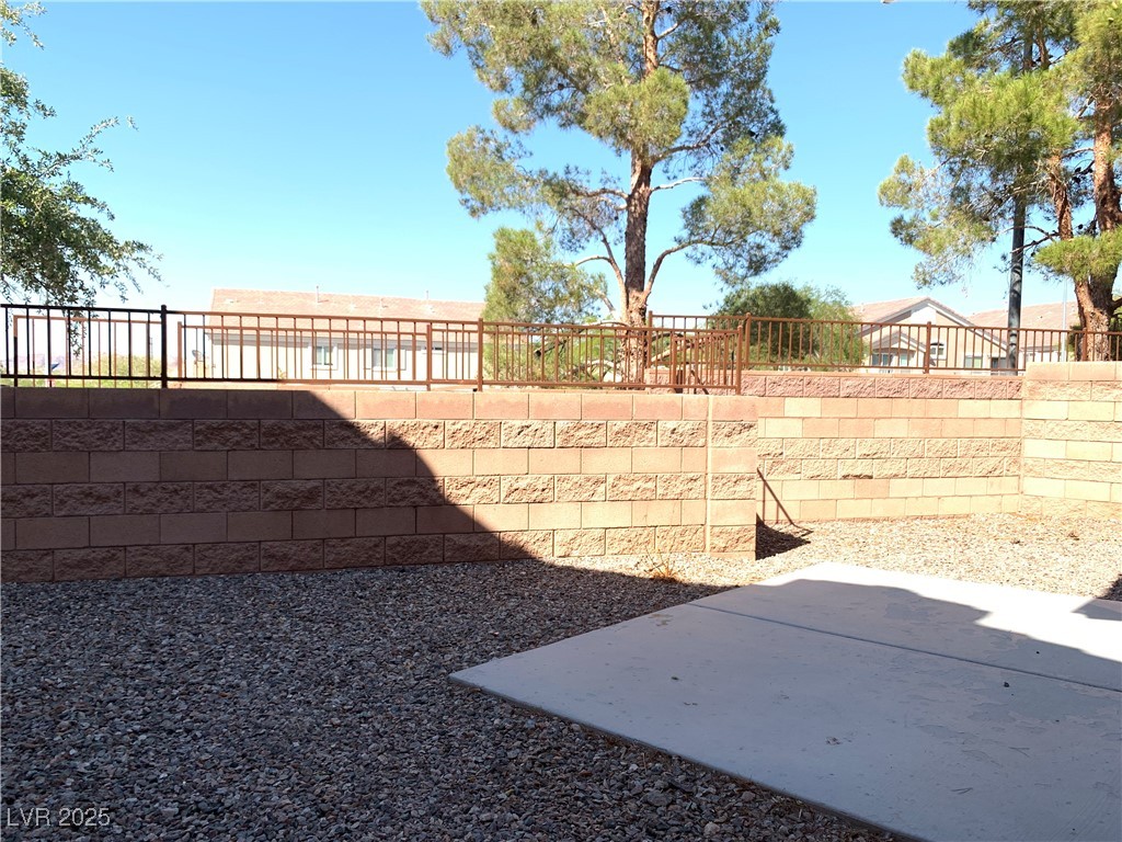 1152 Paradise Desert Avenue, Henderson, Nevada image 24