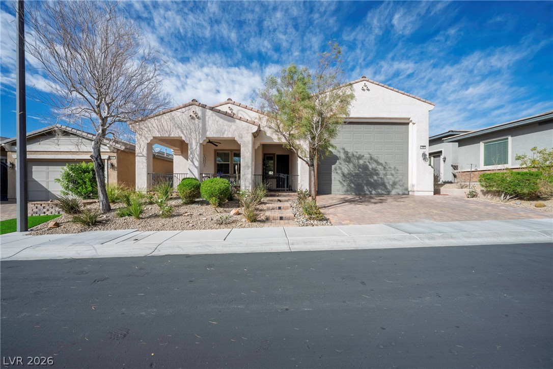 512 Heritage Bridge Avenue