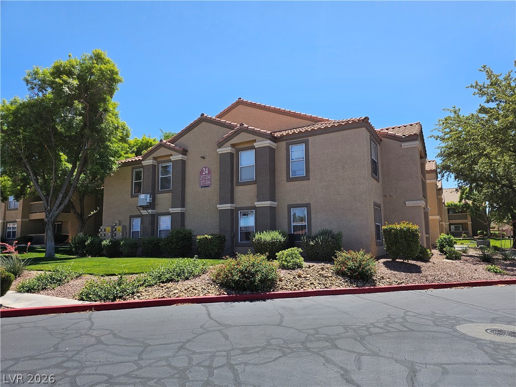 2300 SILVERADO RANCH Boulevard 2081