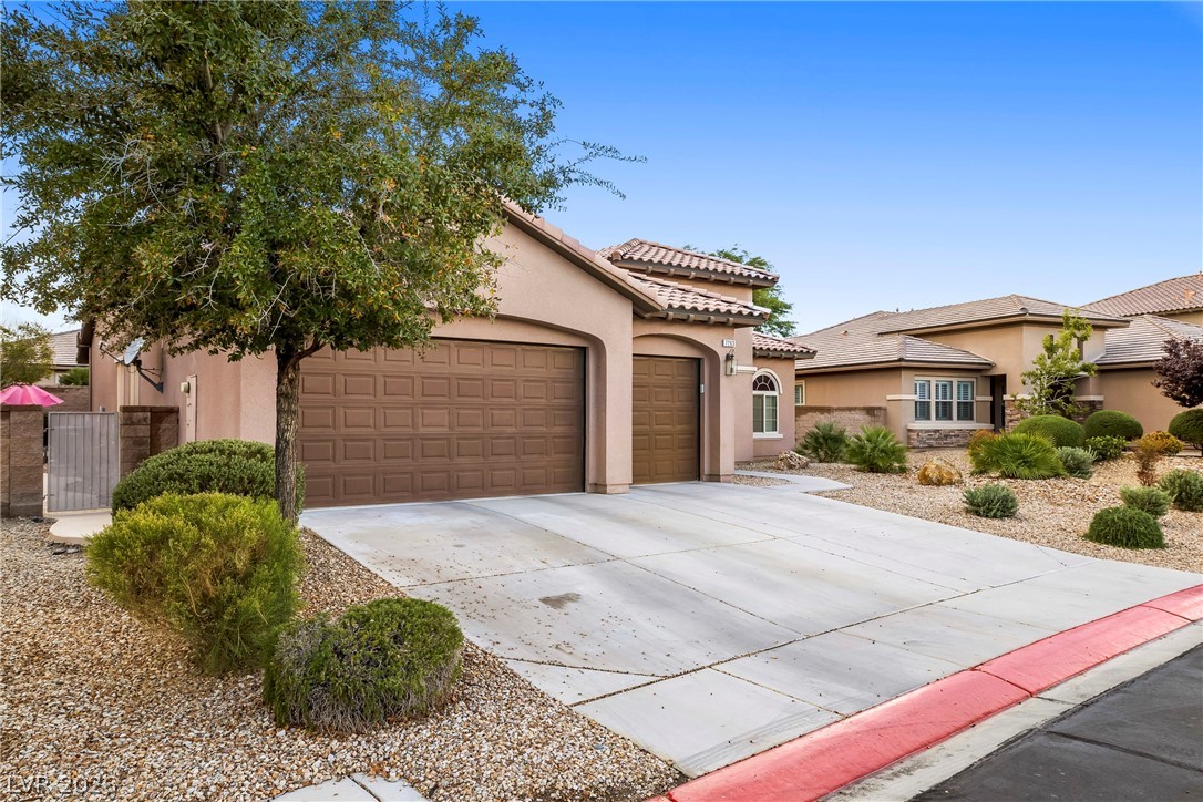 7263 Pinfeather Way