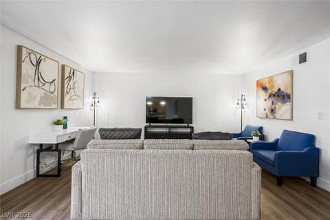 Condo For Sale - 5404 River Glen Drive #353<br/> Clark County, Las Vegas, NV 89103