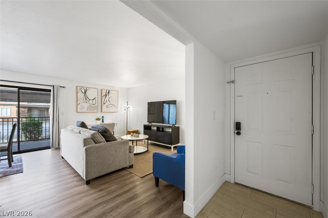 5404 River Glen Drive 353