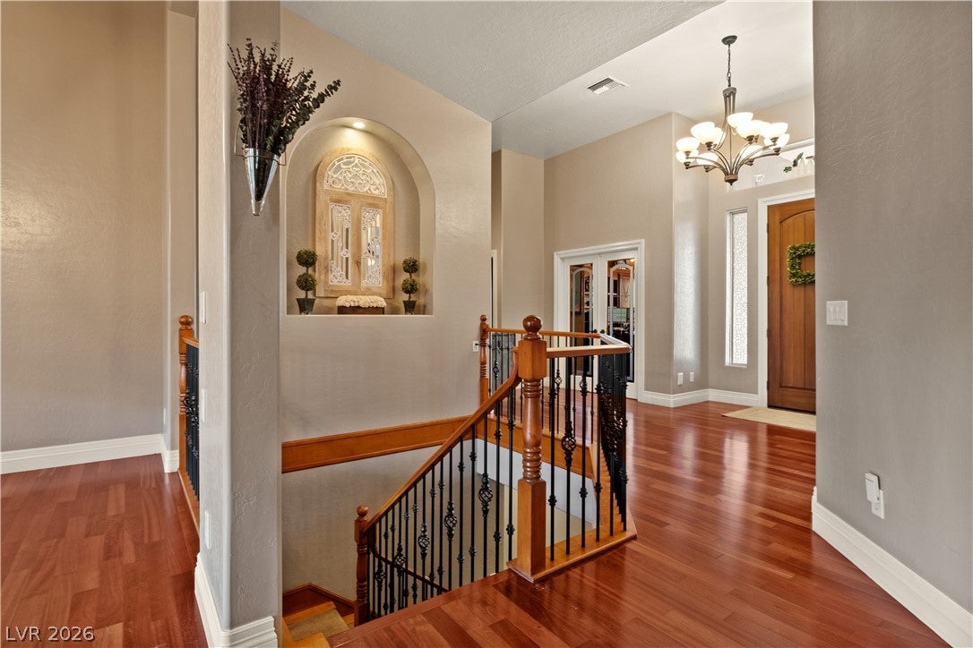 201 W Delamar Drive