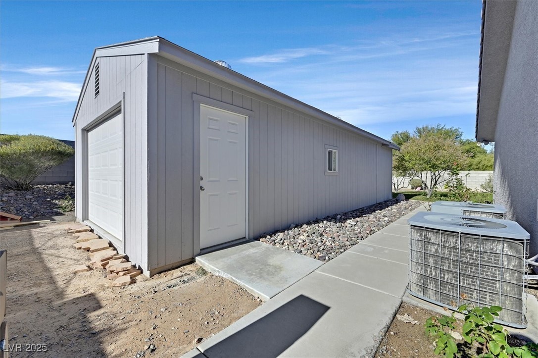 Las Vegas, Nevada 89131, United States, 3 Bedrooms Bedrooms, ,3 BathroomsBathrooms,Residential,Active,249354