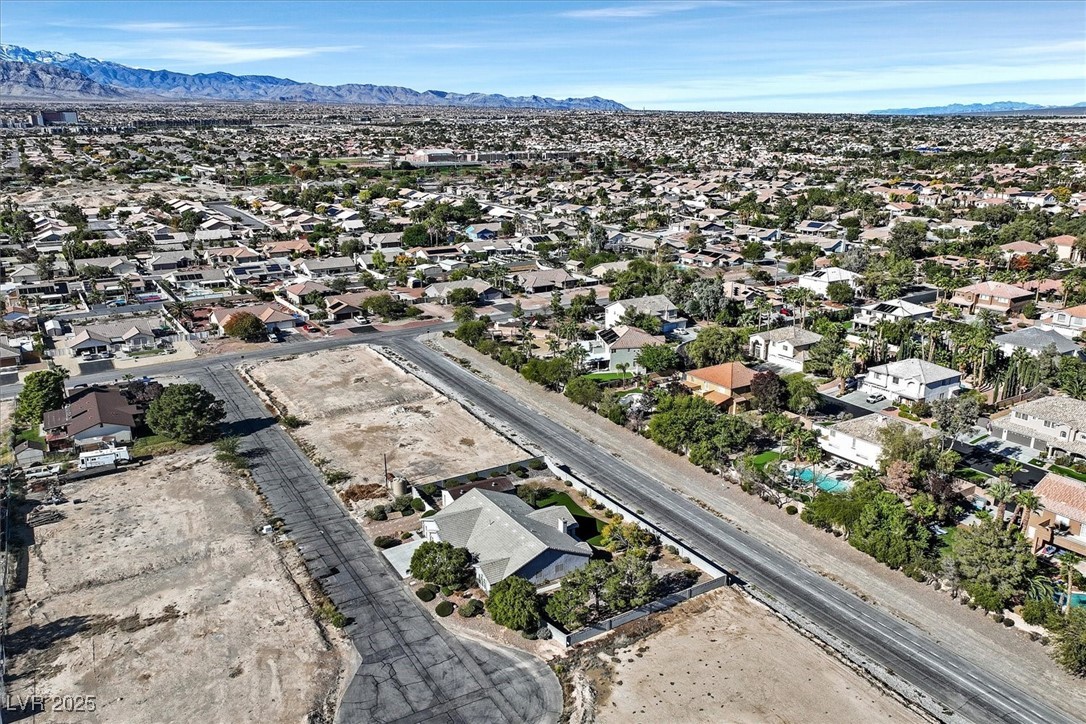 Las Vegas, Nevada 89131, United States, 3 Bedrooms Bedrooms, ,3 BathroomsBathrooms,Residential,Active,249354