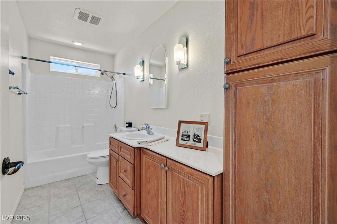 Las Vegas, Nevada 89131, United States, 3 Bedrooms Bedrooms, ,3 BathroomsBathrooms,Residential,Active,249354