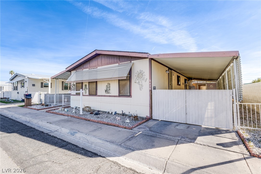 3420 Haleakala Drive