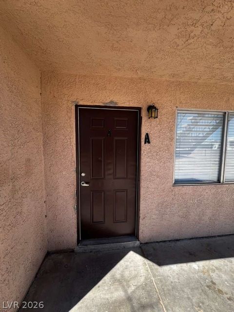 Apartment For Rent - 5662 E Lake Mead Boulevard #A<br/> Las Vegas, NV 89156
