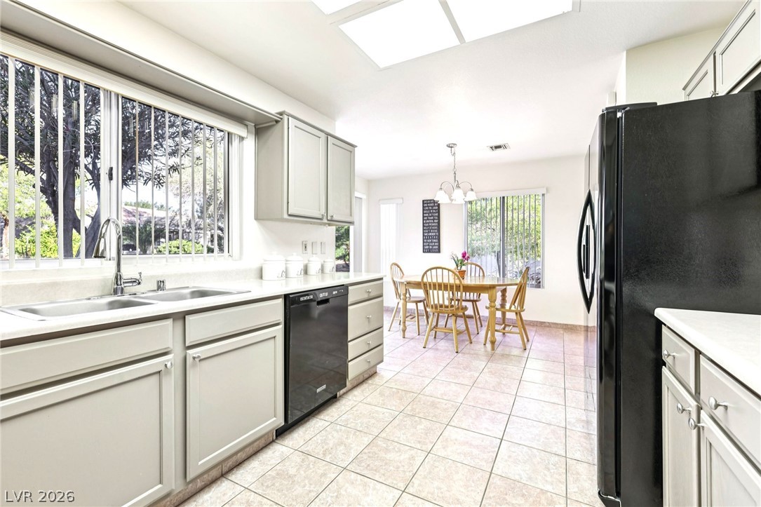 3013 Sungold Drive