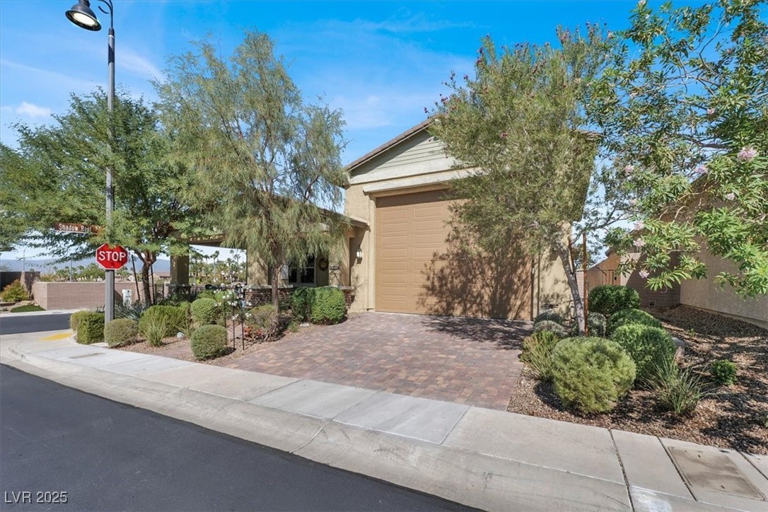 400 Middlestone Avenue