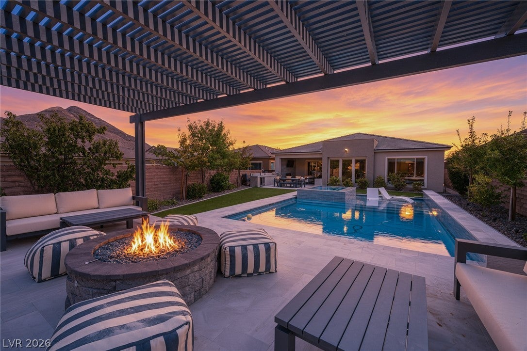 3013 Sierra Juniper Court
