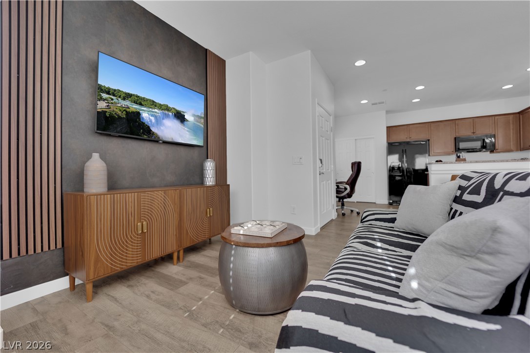 6489 Burns Allen Avenue 102