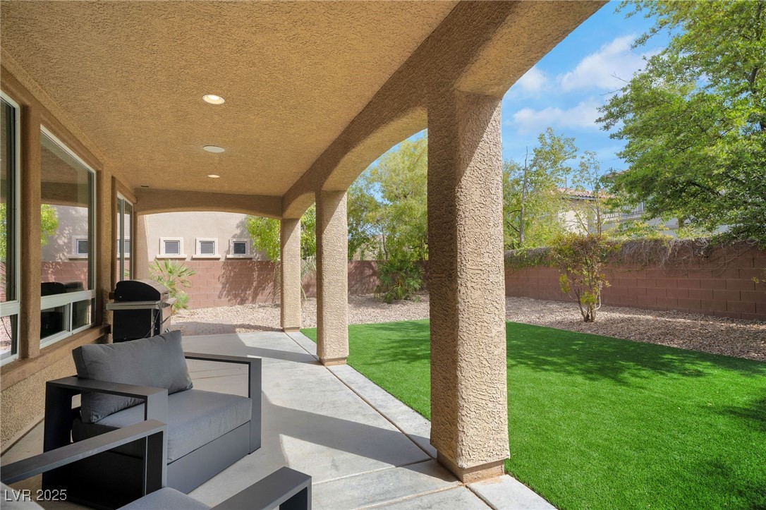 8537 Eureka Heights Court, Las Vegas, Nevada image 30