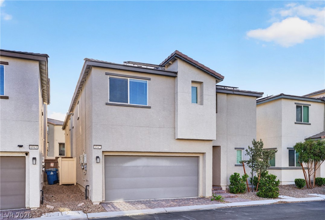 6947 Magenta Moon Street
