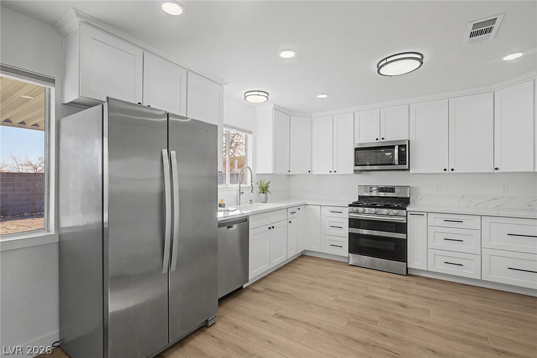 1009 Alan Shepard Street