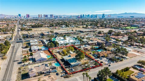 Homes For Sale - 2940 S Bronco Street<br/> Las Vegas, NV 89146