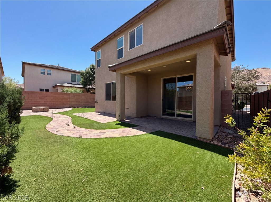 6586 Dolian Creek Street