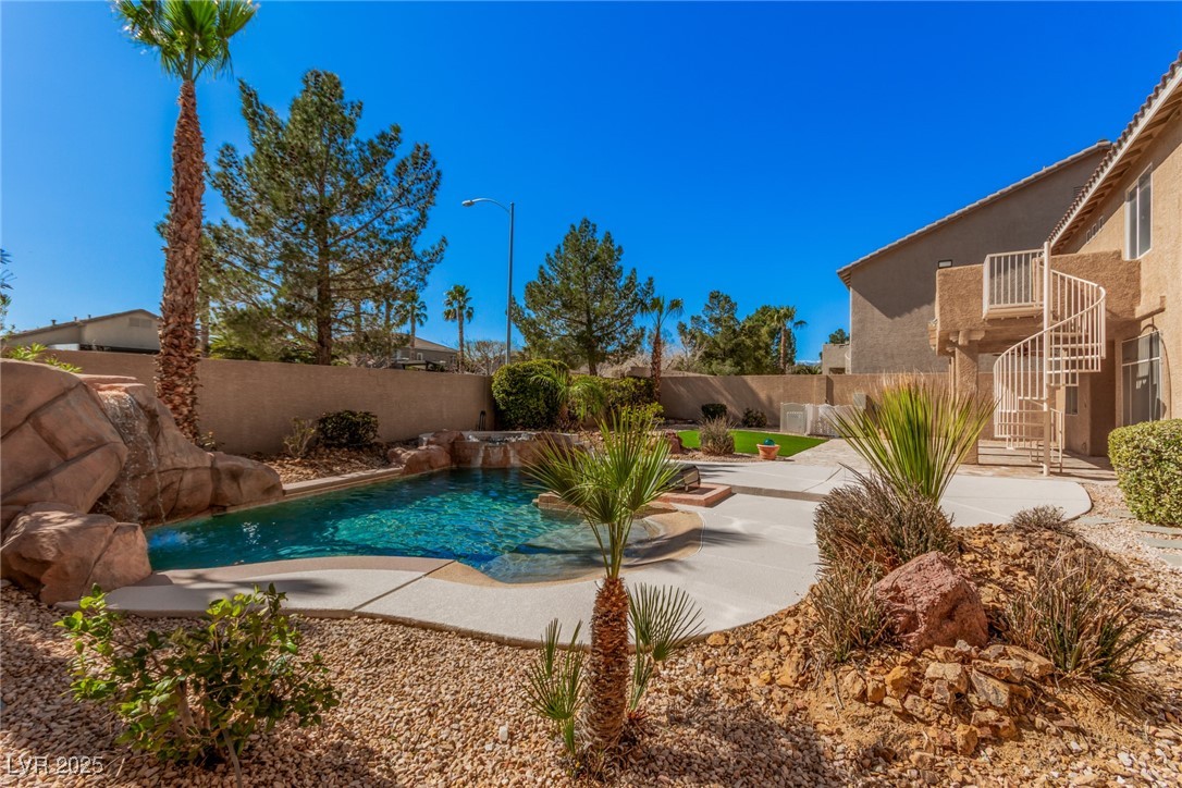 8809 Barium Rock Avenue, Las Vegas, Nevada image 1