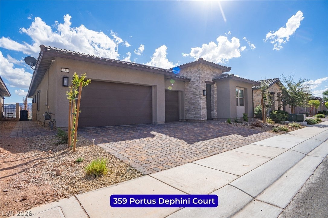 359 Portus Delphini Court