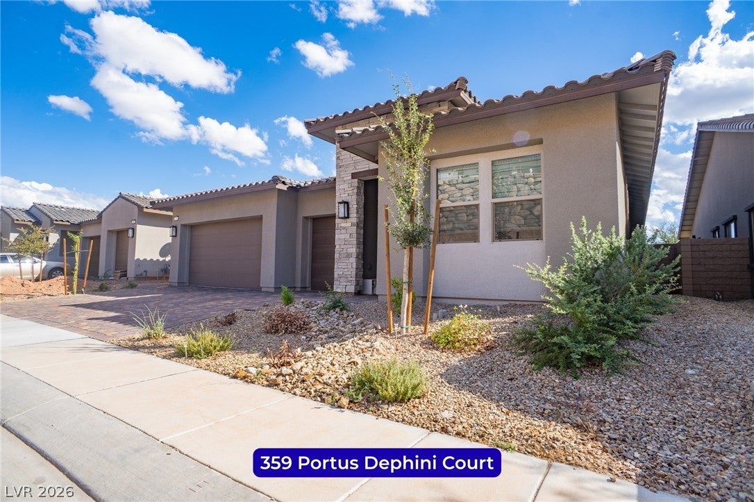359 Portus Delphini Court