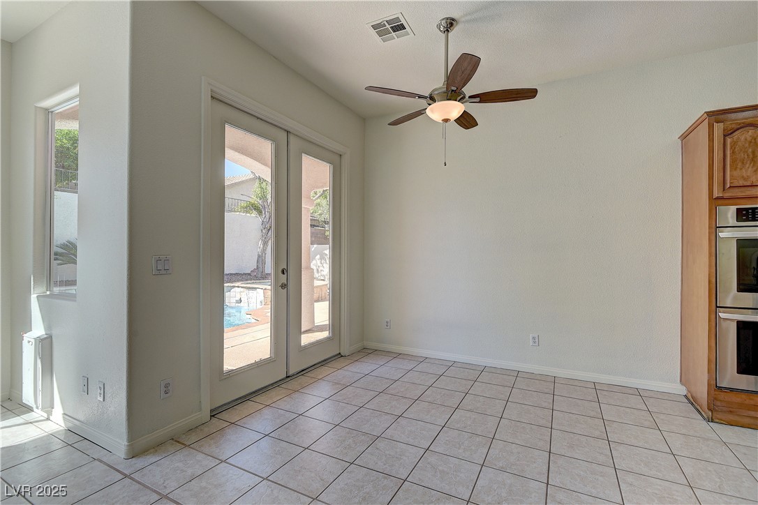 2725 Cool Lilac Avenue, Henderson, Nevada image 11