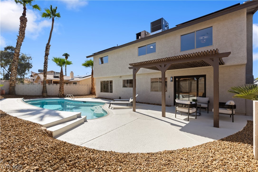 2406 El Brio Court