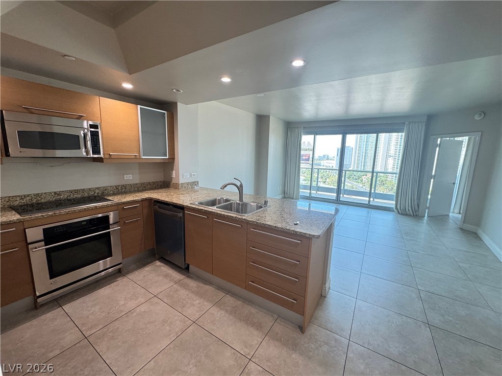 222 Karen Avenue 1503