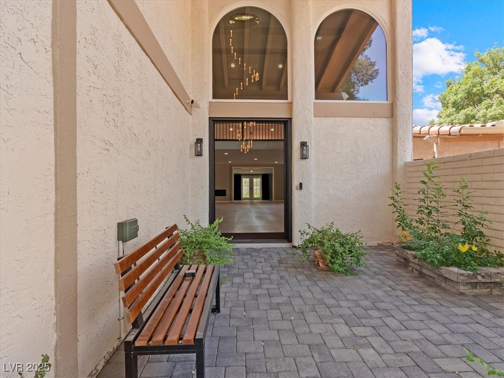 Properties 4 2204 Plaza De La Candela