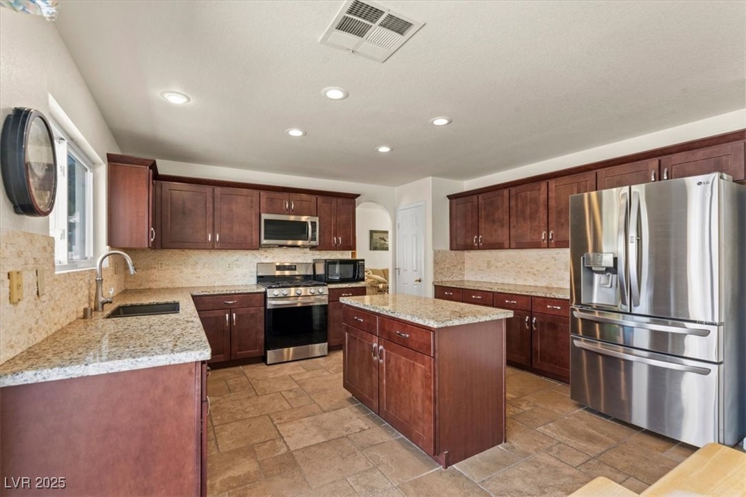 2024 Spruce Brook Drive, Henderson, Nevada image 18