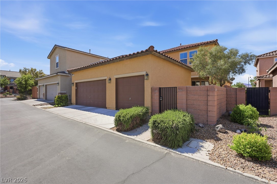 3182 Del Terra Avenue