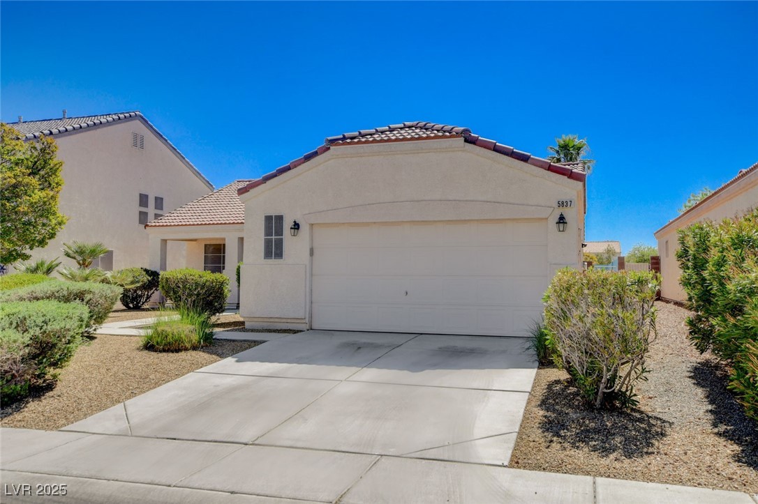 5837 Gentle Creek Lane, North Las Vegas, Nevada image 2